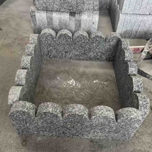安阳 花边石、花坛围栏石、花池界石、菜园栅栏石、镶边石、波浪状界石介绍