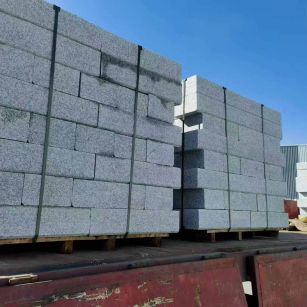 安阳 路沿石装车出货