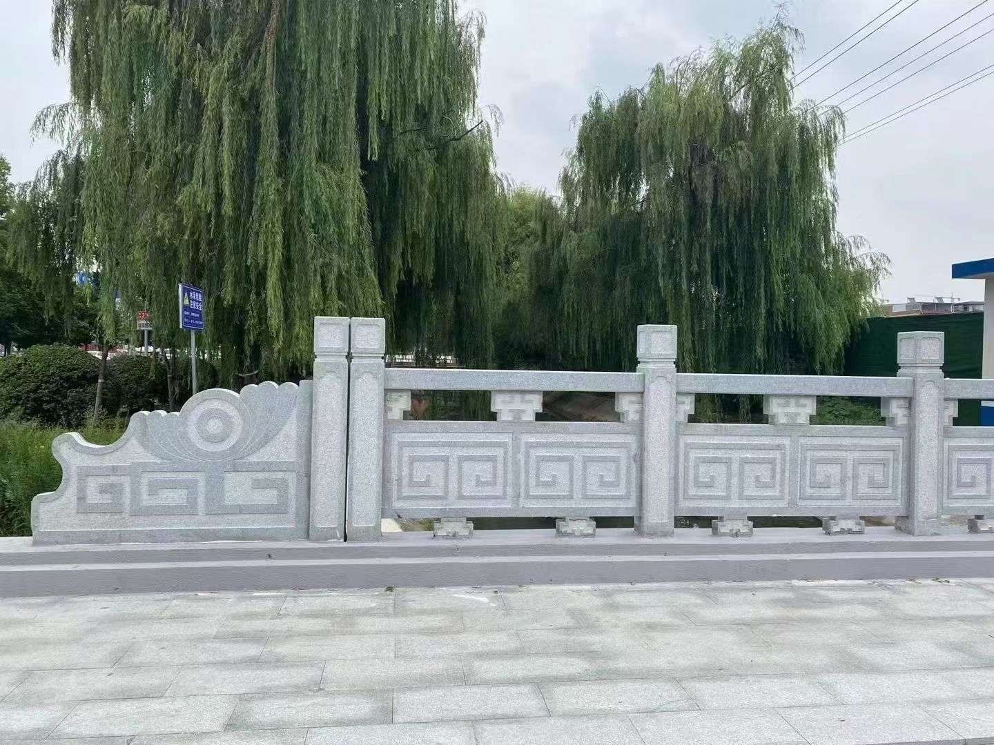 安阳 芝麻灰桥栏杆、河道栏杆安装效果