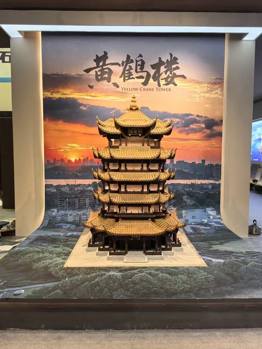 安阳仿古石文创作品-黄鹤楼