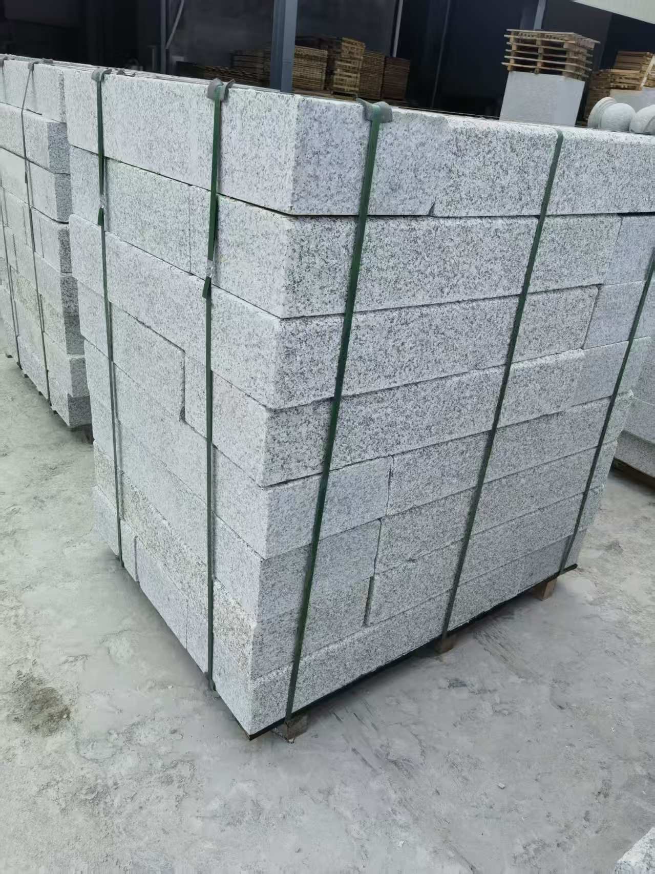 安阳 芙蓉白火烧两面路沿石