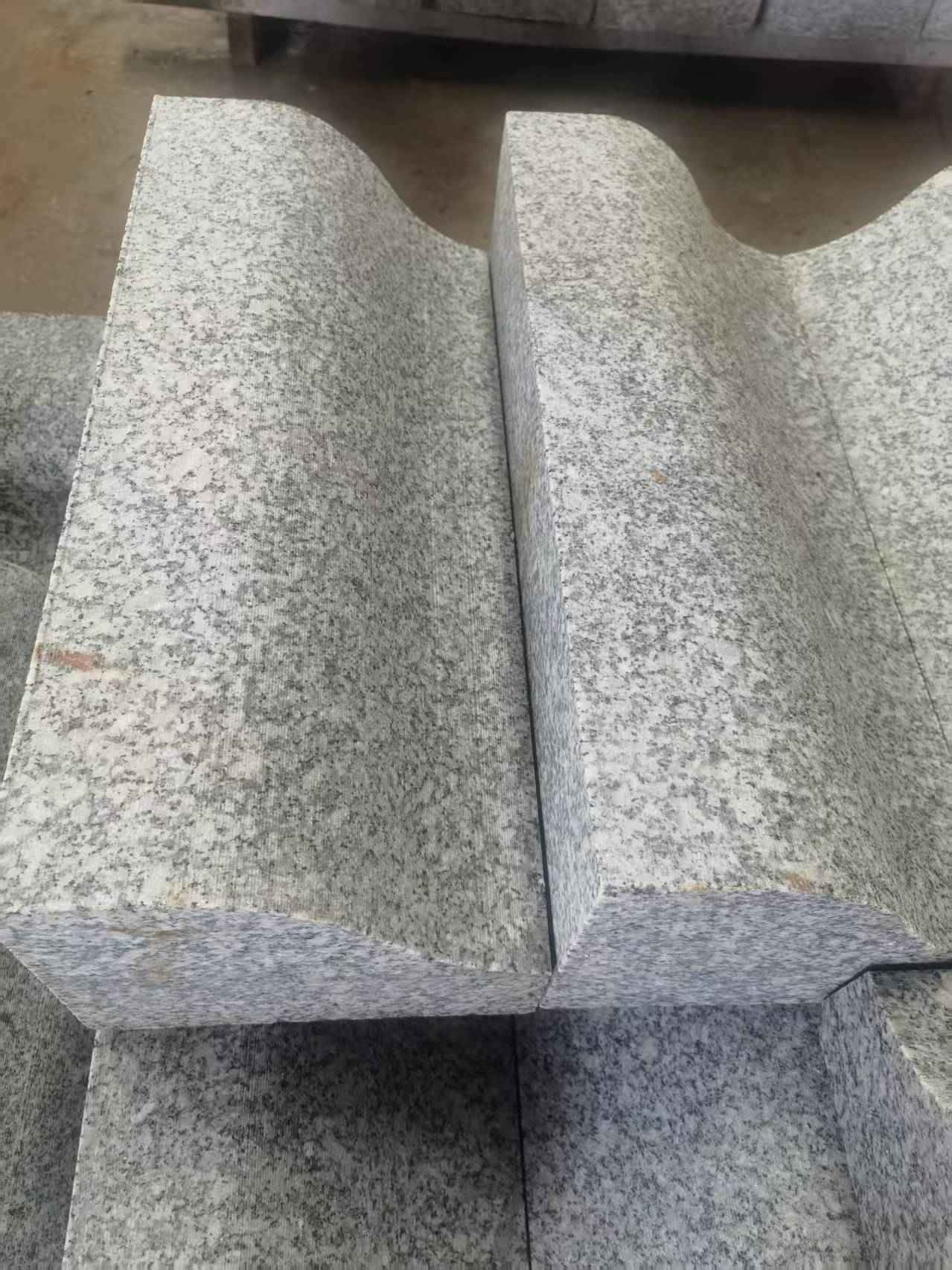 安阳芙蓉白S型拉丝面路沿石